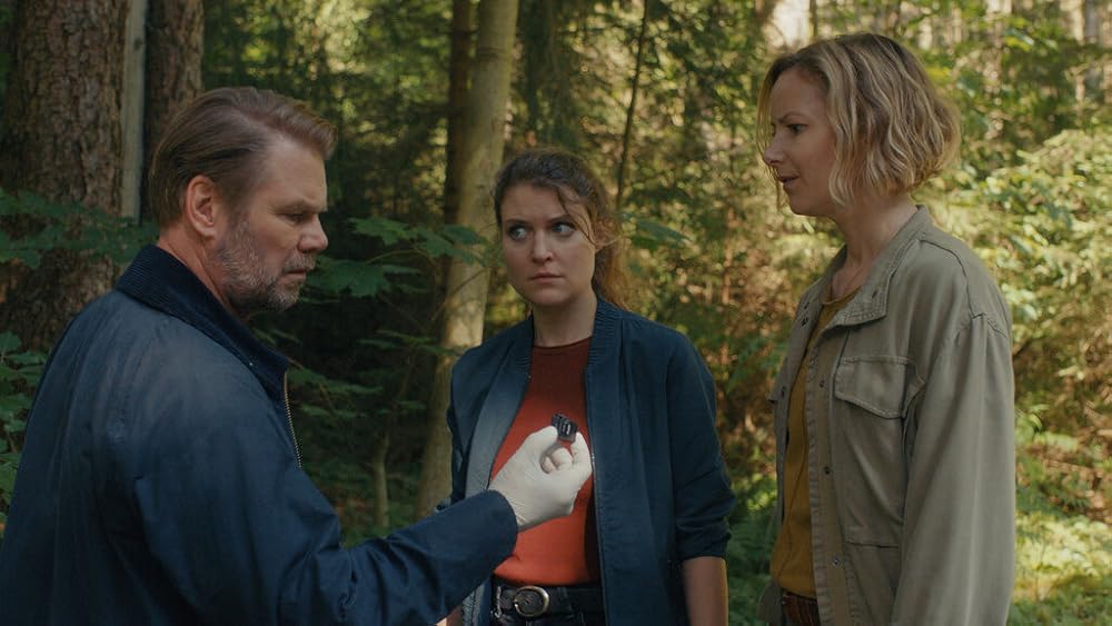 Erzgebirgskrimi Mordholz: Discover the Full Cast & Crew